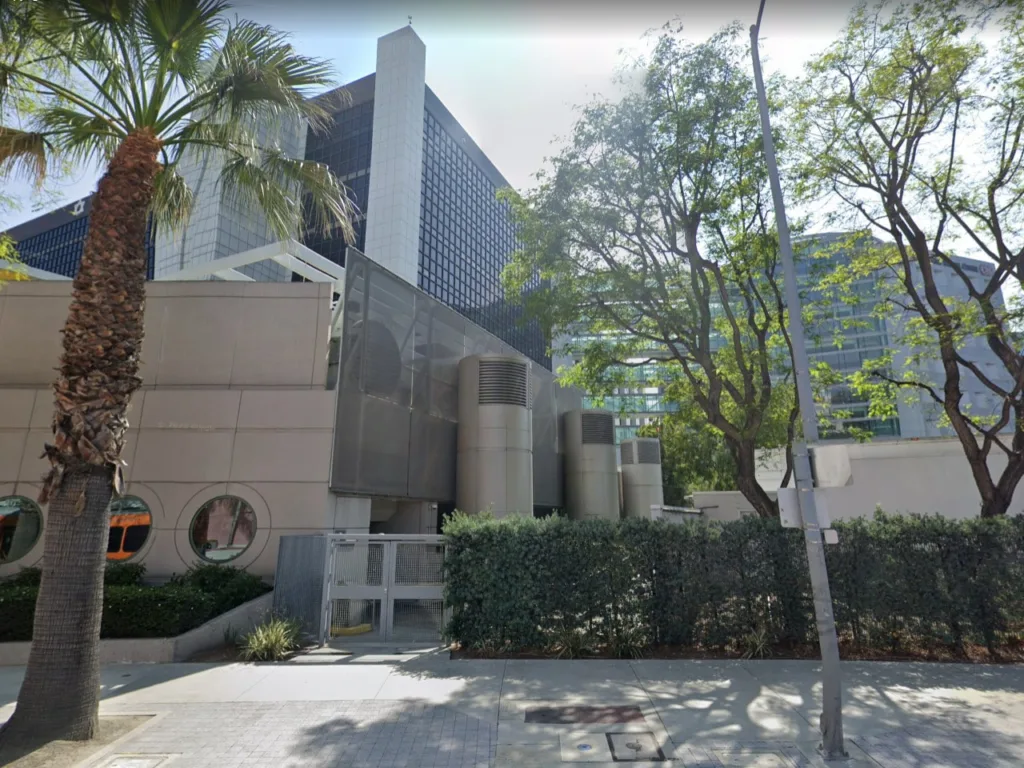 cedars-sinai medical center demolition project in los angeles, ca